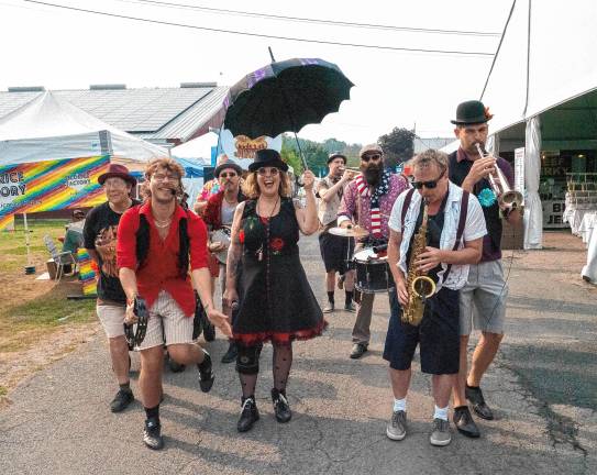 <b>A jazz parade at the fair Tuesday, Aug. 5. (Photo by Nancy Madacsi)</b>