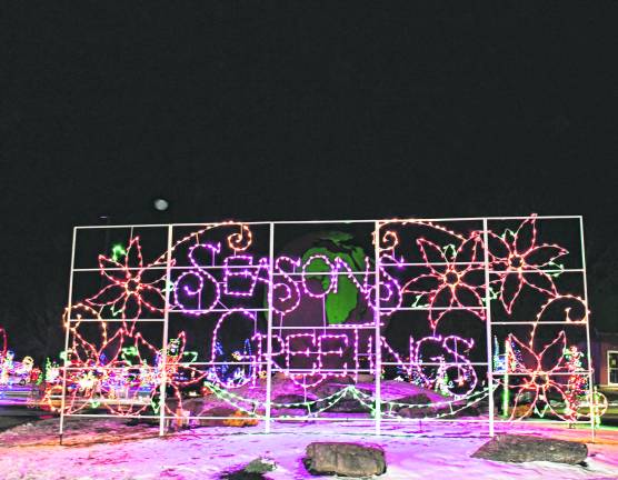 <b>Skylands Stadium hosted its annual holiday light show on Saturday.</b>
