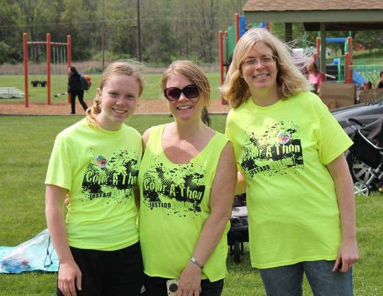 Hardyston PTA holds Color Run