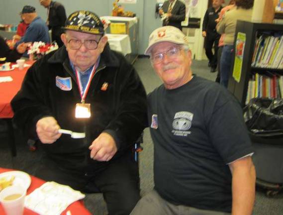 Ogdensburg students honor veterans