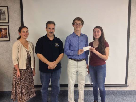 Jefferson students present project to Knights of Columbus