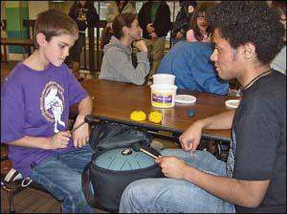 High school students volunteer for KEEP program