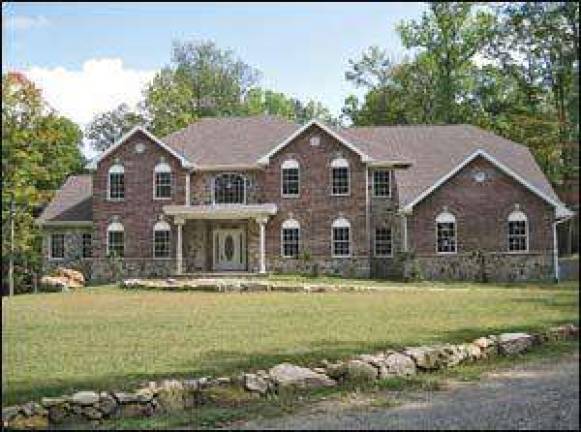 Only nine homes remain for sale at Perona Estates