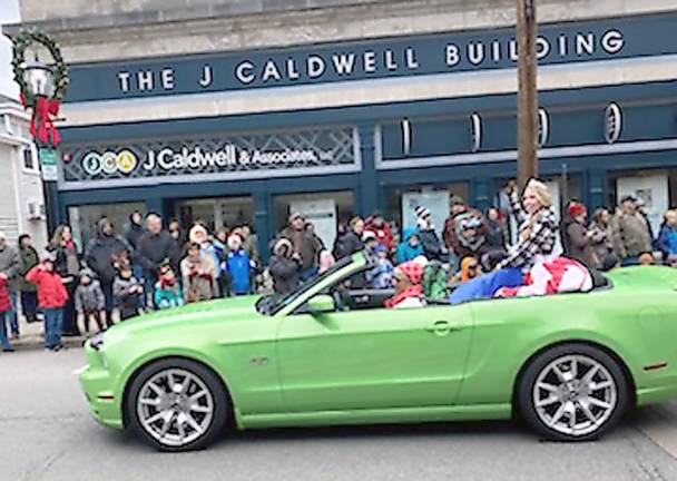 Miss Stillwater enjoys the parade in a classic convertible (Photo by Laurie Gordon)