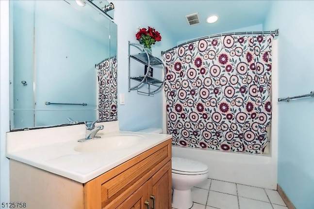 Custom home on cul de sac offers 5,100 square feet of living space