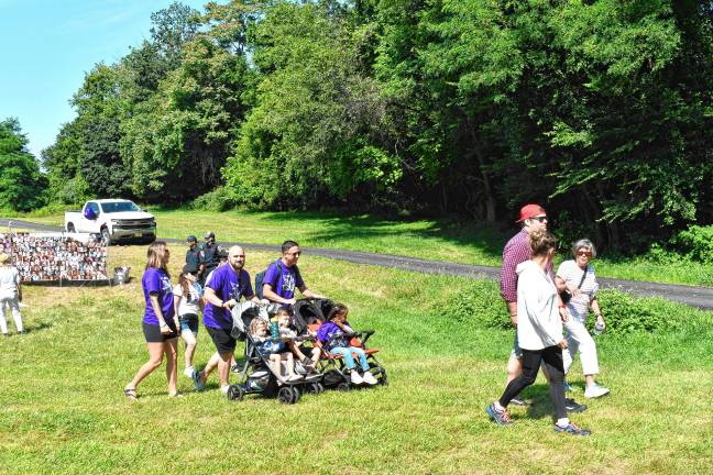 700 walk to change face of addiction