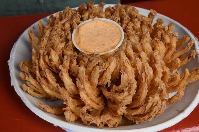 <b>Griff’s and Leon’s will both be serving up blooming onions.</b>