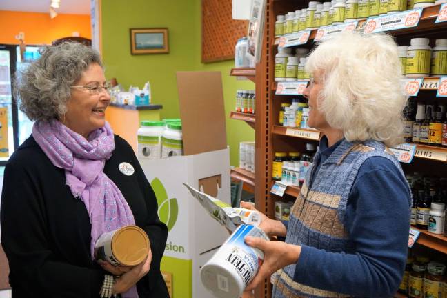 From left, Dr. Dani and Sue Walsh discuss healthy alternatives.