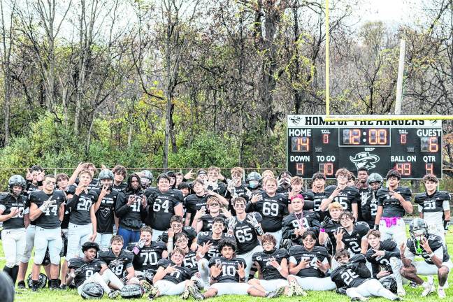 Wallkill Valley football finishes season strong