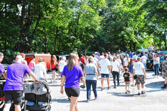 700 walk to change face of addiction