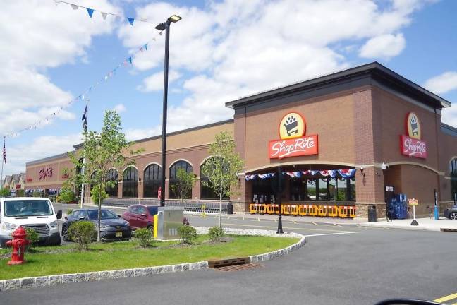 The new ShopRite of Sparta. A local councilman wants to help local businesses prepare for the coming change away from plastic and single-use paper bags. (Photo by Vera Olinski)