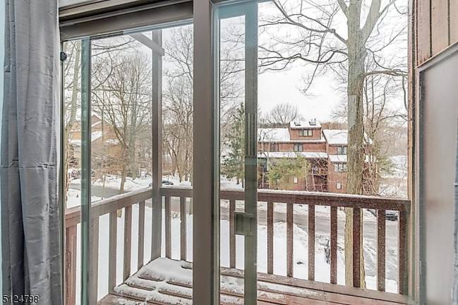 Move-in ready townhouse won’t last at this price