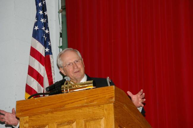 Former Congressman and guest speaker Glenn English of Oklahoma is the president and CEO of the National Rural Electric Cooperative Association. PHOTOS by Chris Wyman