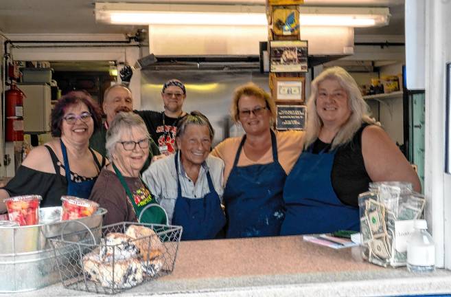 <b>Workers at the Grange Grill on Tuesday, Aug. 5. (Photo by Nancy Madacsi)</b>