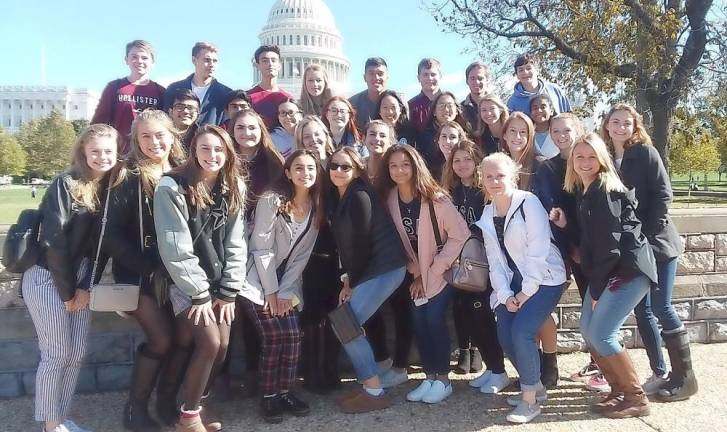 Members of the Wallkill Valley Regional High School chapter of Future Business Leaders of America (FBLA) and the NJ FBLA State Officer team took in the sites while attending the National Fall Leadership Conference in Washington, DC including the Nation’s Capitol.