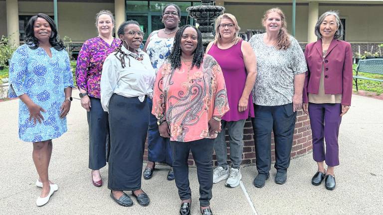 <b>Women are invited to get help with returning to the workforce by attending the Summer Office Skills course at Project Self-Sufficiency.</b>