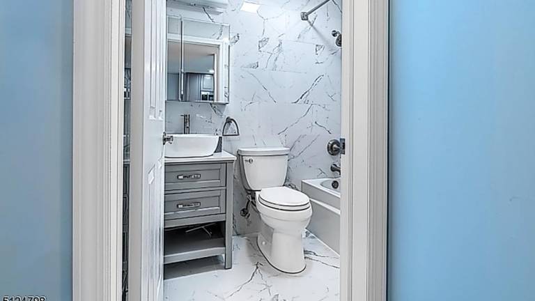 Move-in ready townhouse won’t last at this price