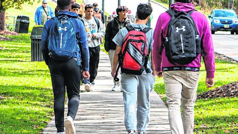 <b>Students prepare for the upcoming fall semester.</b>