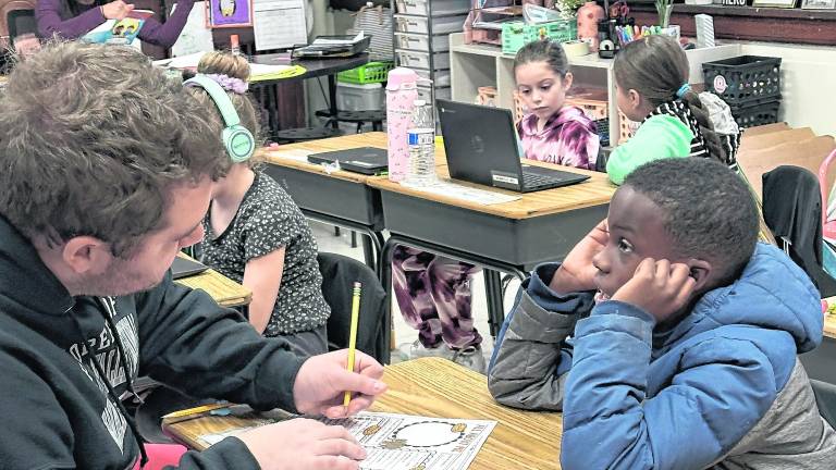 Wallkill Valley NEHS students expand community service