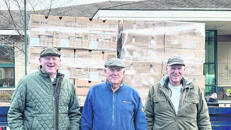 <b>Chuck Roberts, Roy Knutsen, and Michael McNamara made significant donations to Project Self-Sufficiency’s Thanksgiving initiative to feed more than 500 families.</b>